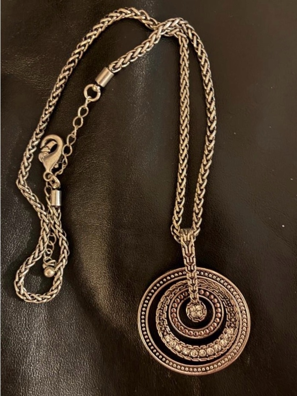 Silver-Tone Round Pendant Necklace - Women's Fashion Jewelry